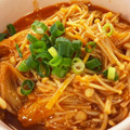 ぴあのちゃん95's cooksnap of when they made 無限旨辛えのき.