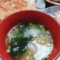 ÿuuka☆212's cooksnap of when they made たまねぎの味噌汁.