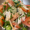 やよい・M's cooksnap of when they made パパッときゅうりトマト大葉ツナの旨いやつ.