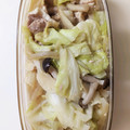 Mick's cooksnap of when they made キャベツと玉ねぎと豚こまの炒め物♡.