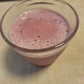 ほか弁ママ's cooksnap of when they made 苺のスムージー.