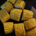 Tomotabi's cooksnap of when they made 焼きとうもろこし♪4分茹でて2分焼くだけ.
