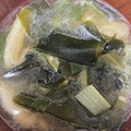 snow012's cooksnap of when they made うちのお味噌汁＊小松菜＊.