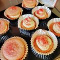 ハチ8コロ8's cooksnap of when they made ✣私流ストロベリーマカロン✣.