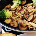 ちうちう＆ぷうぷう's cooksnap of when they made ホットクックで簡単牡蠣のアヒージョ♫.