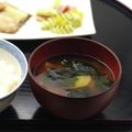 クックDAD's cooksnap of when they made じゃがいもとワカメの味噌汁.
