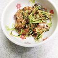 うぐいす♪'s cooksnap of when they made 5分で完成！鯖味噌缶と豆苗のレンチン和え.