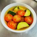 azbjbn's cooksnap of when they made ズッキーニとミニトマトのみそ汁.