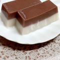 ☆★あんず姫★☆'s cooksnap of when they made こしあん入りミルク寒天.