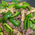 やよい・M's cooksnap of when they made ピーマンと舞茸のオイスター炒め.