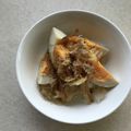 Ruriluru's cooksnap of when they made ゆで卵玉ねぎ鰹節.