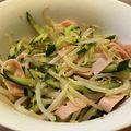 きゃんヴぇる's cooksnap of when they made 簡単副菜☆もやし胡瓜ハムのサラダ?和え物.
