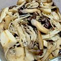 食いしん坊あー's cooksnap of when they made 簡単常備菜✽きのこの和風マリネ.