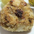 ゆけり３兄弟's cooksnap of when they made ちりめんじゃこと梅の焼きおにぎり.