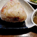 ひっこ's cooksnap of when they made 我が家の定番！梅しょう油おかかおにぎり.