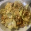 犬飼ってる's cooksnap of when they made ちくわとキャベツのコクマヨカレー炒め.