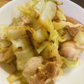 ariyuch's cooksnap of when they made 鶏もも肉とキャベツのあっさり塩レモン炒め.