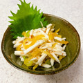 yummysunny's cooksnap of when they made 長芋とたくあんの白だし和え.