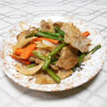 ＠迷子＠'s cooksnap of when they made 味付け必見。豚バラ肉といんげんの旨々炒め.
