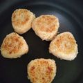 えいぷりるふーる's cooksnap of when they made フライパンで焼きおにぎり.