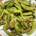 こなちゃま's cooksnap of when they made 簡単おつまみ☆魚焼きグリルで焼き枝豆.