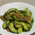 ☆あいちゃん's cooksnap of when they made きゅうりとひき肉のカレー炒め.