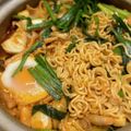 hiyokodon's cooksnap of when they made キムチなしのキムチ鍋（韓国風鍋）.