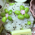 ゆけり３兄弟's cooksnap of when they made 枝豆とごま塩のおにぎり.