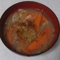 きらり流れ星's cooksnap of when they made 大根と人参のみそ汁.