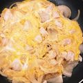招き猫だいすき＊＊'s cooksnap of when they made めんつゆで☆簡単☆親子丼.