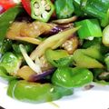 ひなたのねこやなぎ's cooksnap of when they made ピーマンとみょうがの醤油炒め.