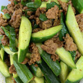 splendeur's cooksnap of when they made きゅうりとひき肉のカレー炒め.