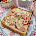 在宅勤務のおじさん's cooksnap of when they made ウインナーでピザトースト.