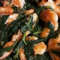 クックでおつまみ☆'s cooksnap of when they made モロヘイヤとエビのニンニク炒め.