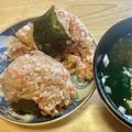 さすらい's cooksnap of when they made お弁当に♪ゴマ油が決め手！鮭マヨおにぎり.