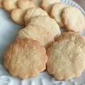 猫町さん's cooksnap of when they made プレーンとココアの型抜きクッキー.