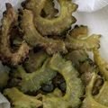 ひぃちゃんひー's cooksnap of when they made ビールに最高！ゴーヤチップス.