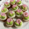 chocoraママ's cooksnap of when they made かまぼことちくわのお花。キャラ弁おかず♪.