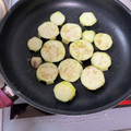 みちるん12's cooksnap of when they made 裏ワザ！少ない油でとろとろナス.