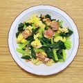 コムギ大好き's cooksnap of when they made 小松菜とベーコンのふわたま深煎りごま炒め.