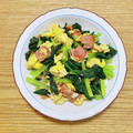 コムギ大好き's cooksnap of when they made 小松菜とベーコンのふわたま深煎りごま炒め.