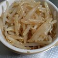 ガトーさん's cooksnap of when they made 火を使わない！もやしの簡単ナムル.
