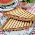在宅勤務のおじさん's cooksnap of when they made 超簡単☆激うまマヨ明太チーズホットサンド.