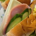 ★なみ☆'s cooksnap of when they made ロールパンdeハムチーズキュウリサンド♪.