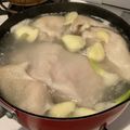 chou*'s cooksnap of when they made 余った鶏皮で作る万能チキンスープ.