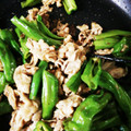 yaobikuni's cooksnap of when they made 簡単で美味い！ししとうと豚肉の甘辛炒め.