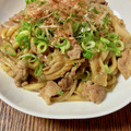 ☆さぶ☆☆'s cooksnap of when they made ◎旨い！オイスターソースで焼きうどん◎.