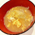 悠LOVE航's cooksnap of when they made 梨湖の簡単！キャベツと卵のお味噌汁.
