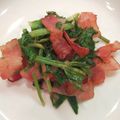 Yuuko7i's cooksnap of when they made 簡単!副菜に☆セロリの葉とベーコン炒め.