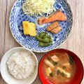 悠LOVE航's cooksnap of when they made 今日の朝食　玉子焼き　鮭　ソーセージ.